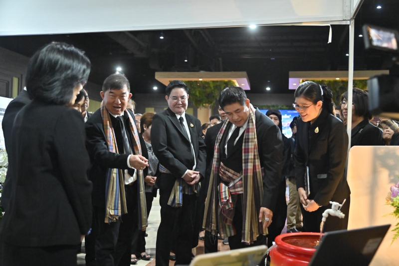 รมว.พม. กล่าวต้อนร�