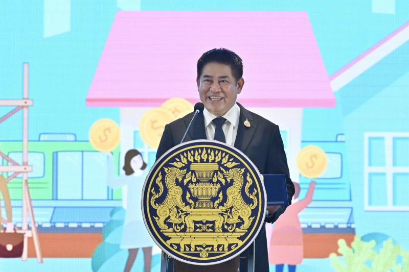 "อัครา" รมว.พม. ห�