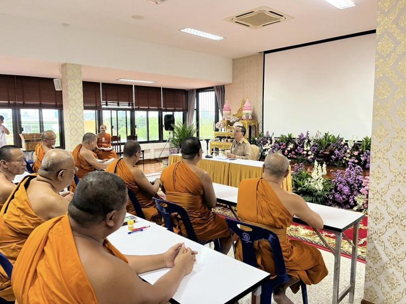 นายอุเทน ชนะกุล ผู