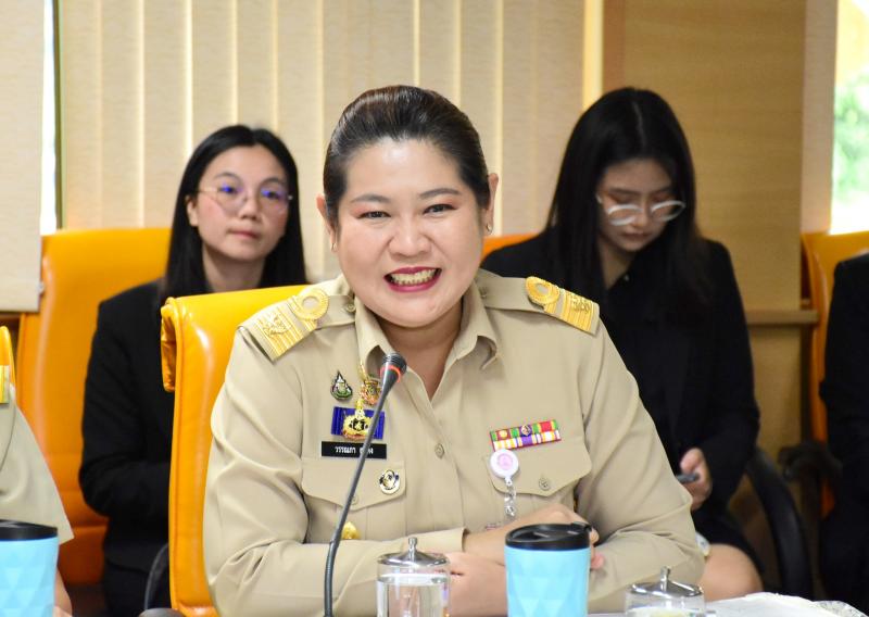 นางสาวสุนีย์ ศรีส�