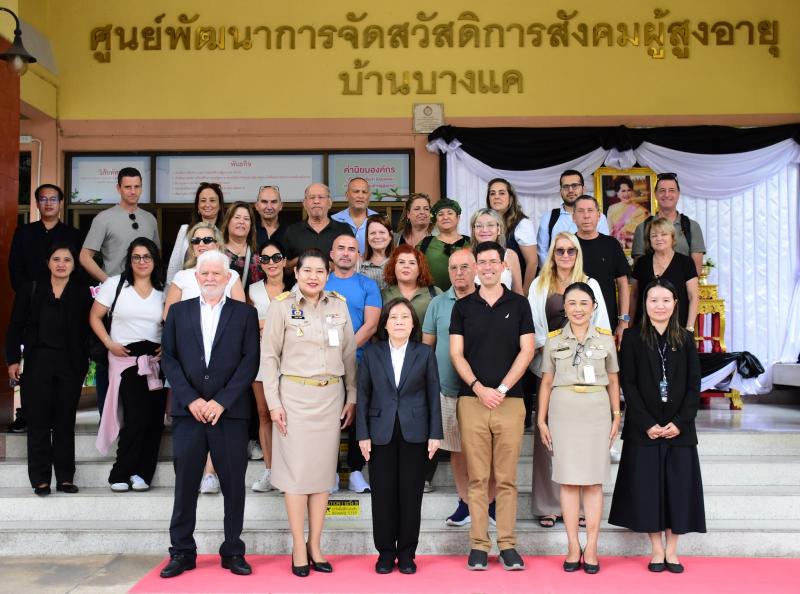 นางสาวสุนีย์ ศรีส�