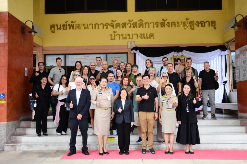 นางสาวสุนีย์ ศรีส�