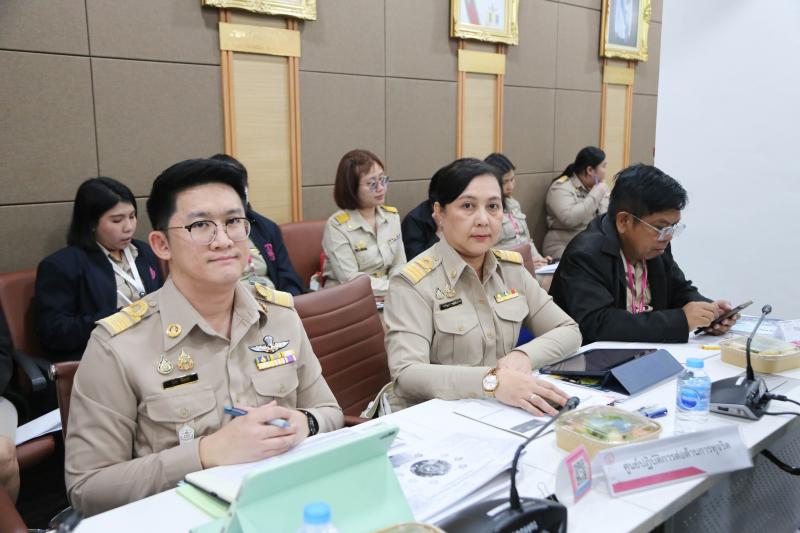 ปลัด พม. เป็นประธา�
