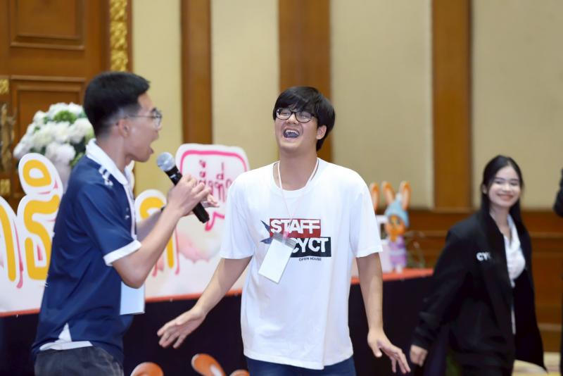 นางเตือนใจ คงสมบั�