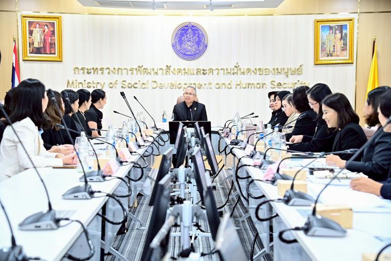นายกันตพงศ์ รังษี�