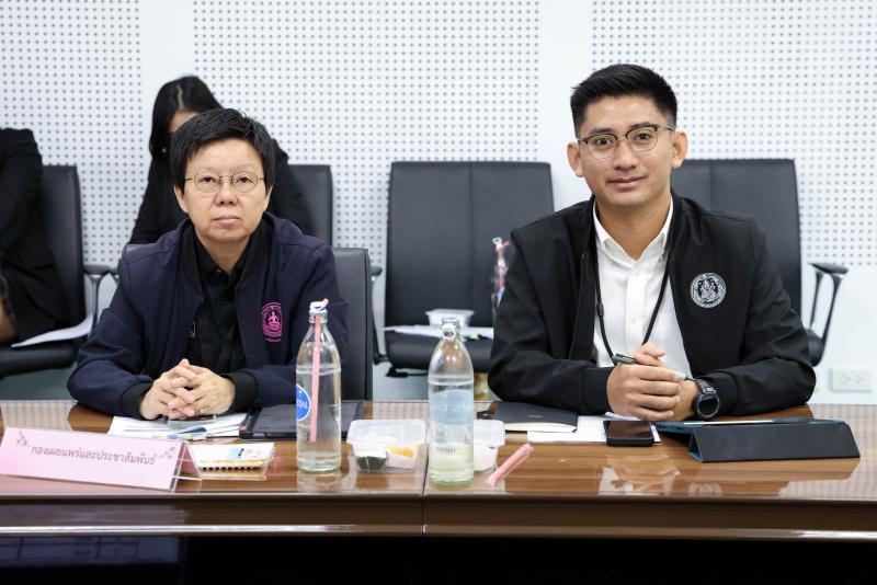 นางเตือนใจ คงสมบั�