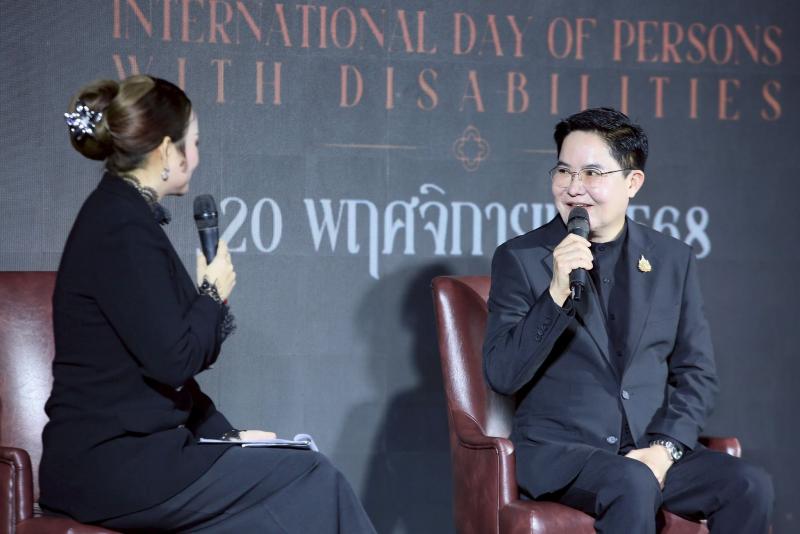 รมว.พม. เป็นประธาน�