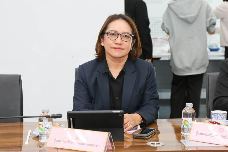 นางสาวสุนีย์ ศรีส�
