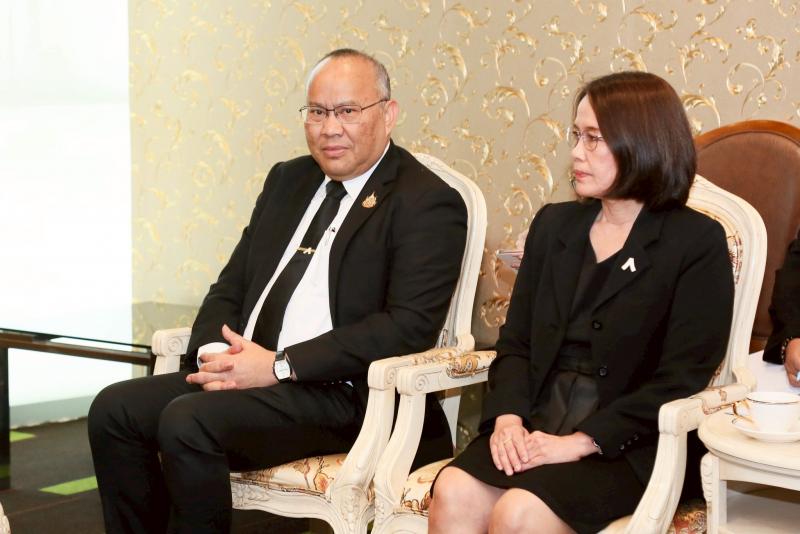 นายกองตรี ดร.ธนกฤต