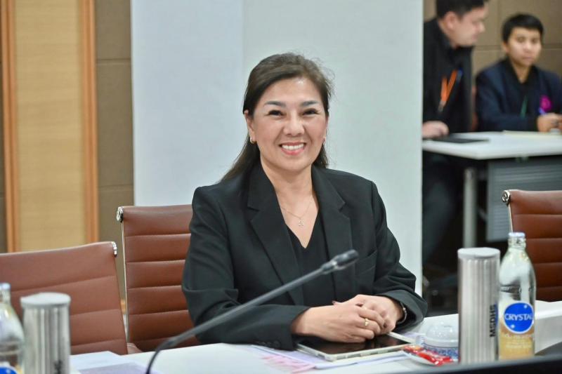 รมว.พม. เป็นประธาน�