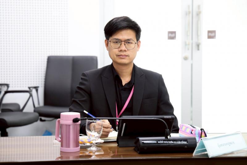 ปลัด พม. เป็นประธา�