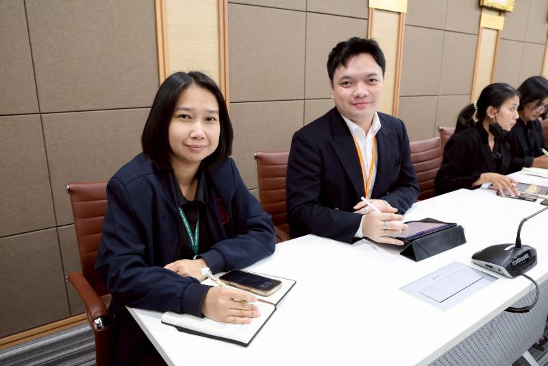 ปลัด พม. เป็นประธา�