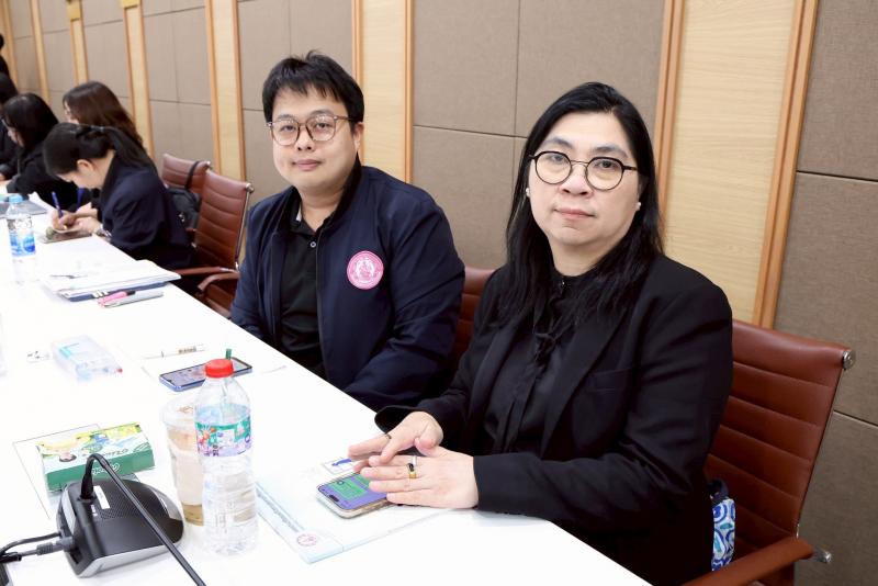 ปลัด พม. เป็นประธา�
