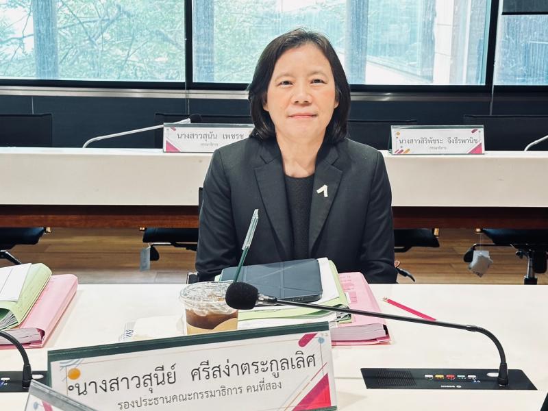 นางสาวสุนีย์ ศรีส�