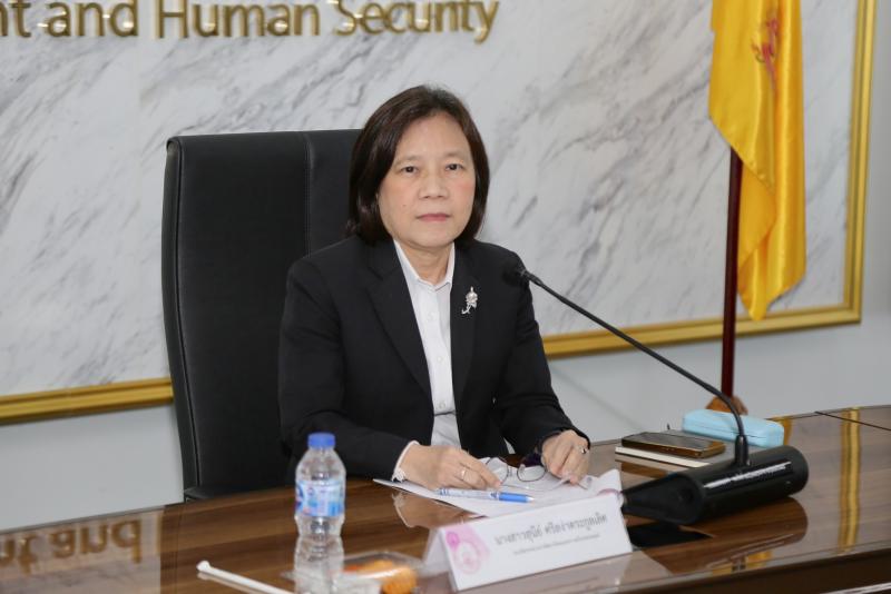 นางสาวสุนีย์ ศรีส�