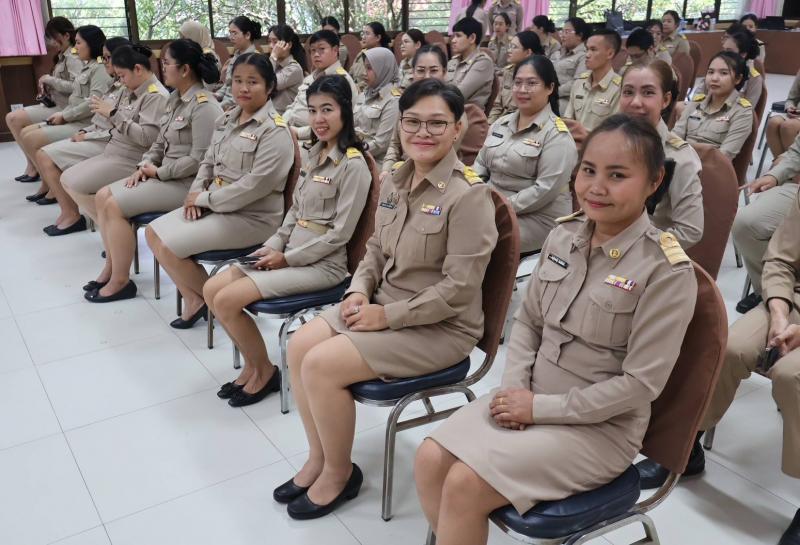 นางสาวสุนีย์ ศรีส�