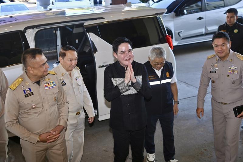 รมว.พม. เป็นประธาน�