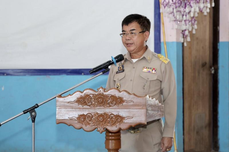 รมว.พม. ลงพื้นที่จ�