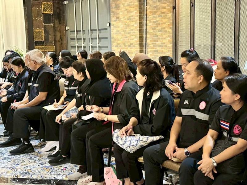 รมว.พม. ร่วมประชุม�