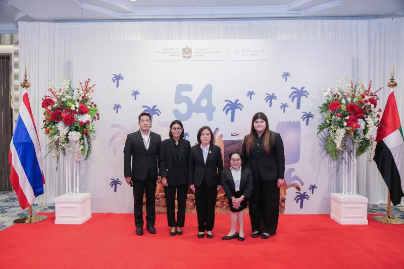 นางสาวสุนีย์ ศรีส�