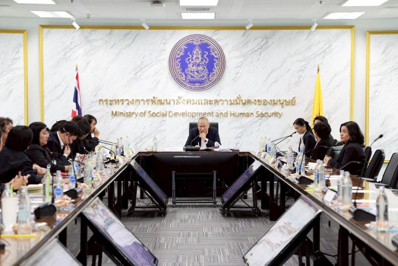 นายกิตติ อินทรกุล 