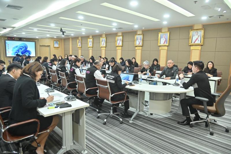 รมว.พม. เป็นประธาน�