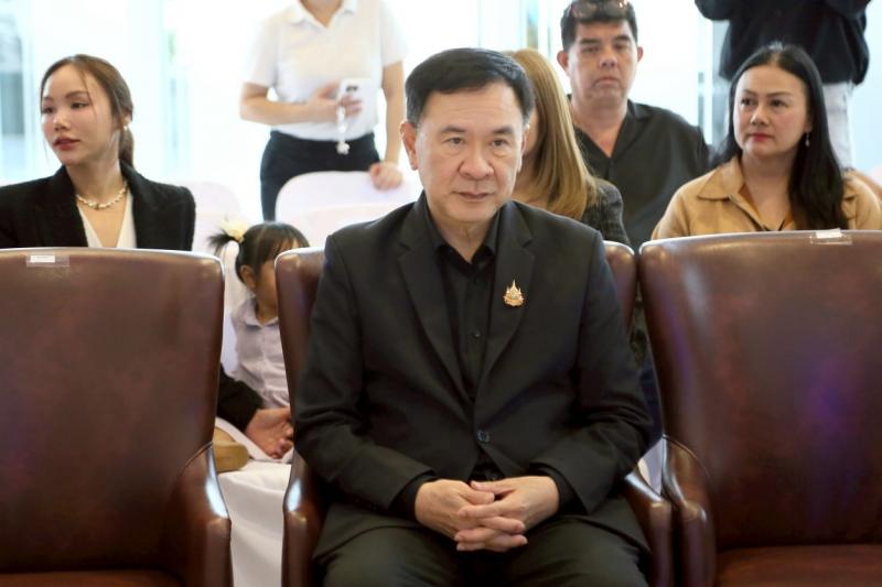 รมว.พม. เป็นประธาน�