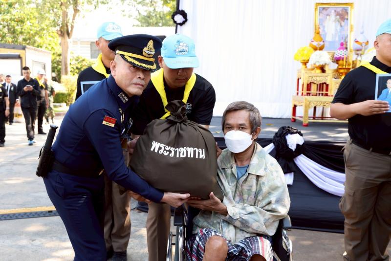 นางสาวชวนชม จันทะ�