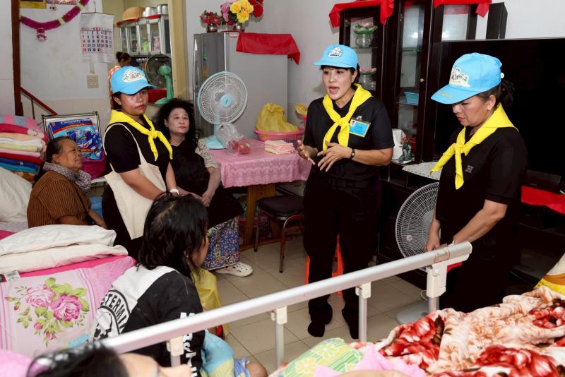 นางสาวชวนชม จันทะ�