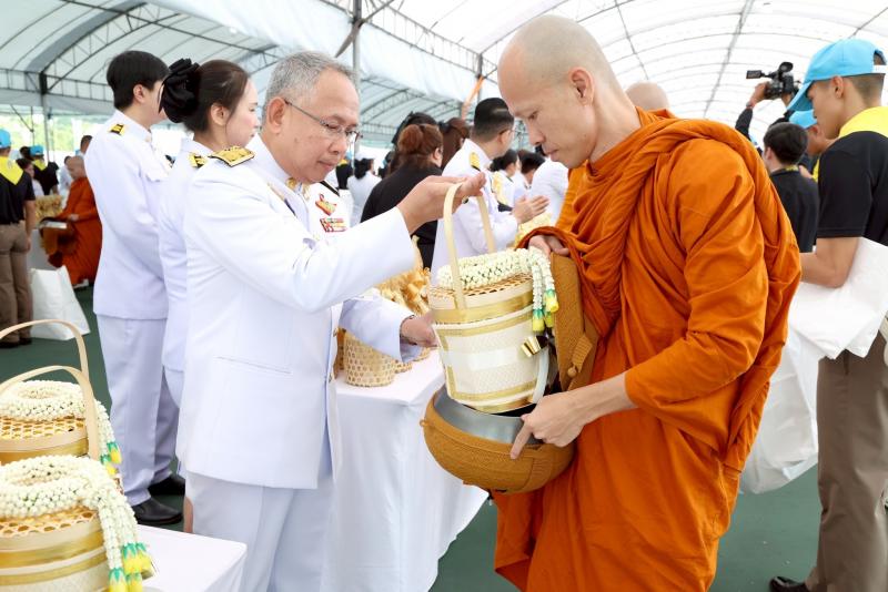 ปลัด พม. ร่วมพิธีเ�