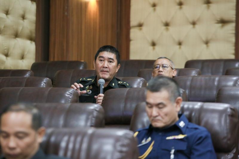 ปลัด พม. ร่วมอภิปร�