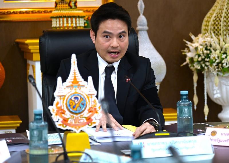 นายกิตติ อินทรกุล 