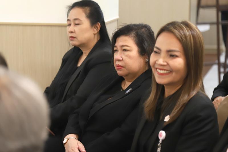 ปลัด พม. เป็นประธา�