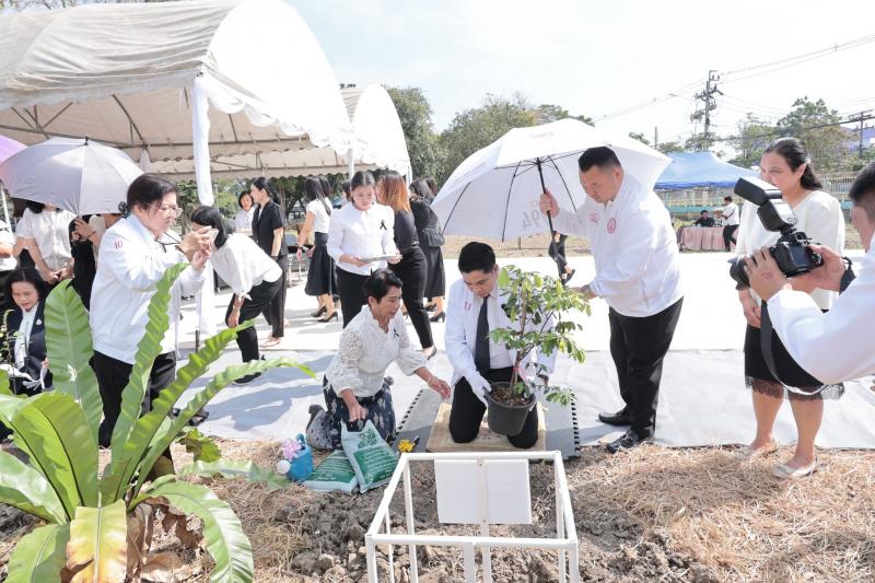 นายกองตรี ดร.ธนกฤต