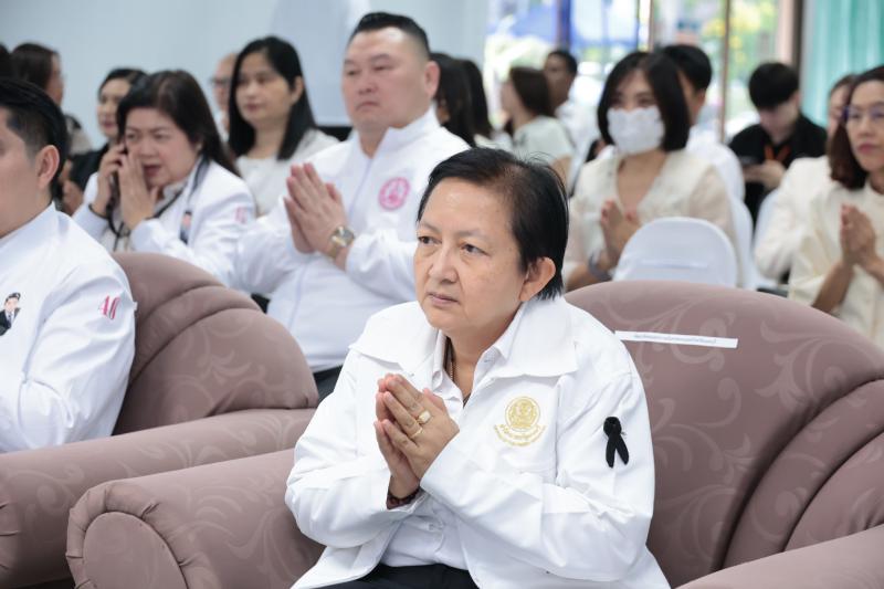 นายกองตรี ดร.ธนกฤต