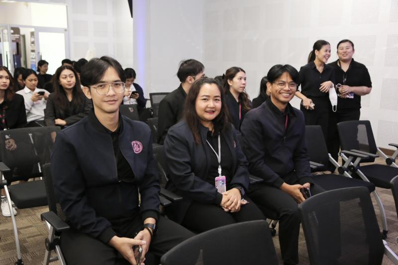 นายกองตรี ดร.ธนกฤต