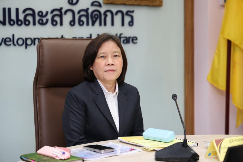 นางสาวสุนีย์ ศรีส�