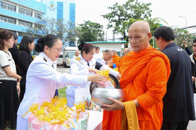 ปลัด พม. เป็นประธา�