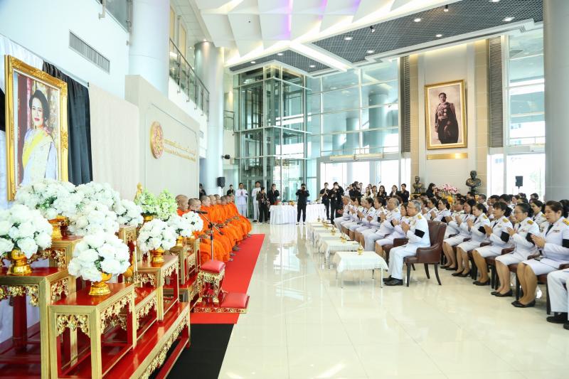 ปลัด พม. เป็นประธา�