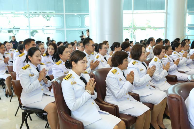 ปลัด พม. เป็นประธา�