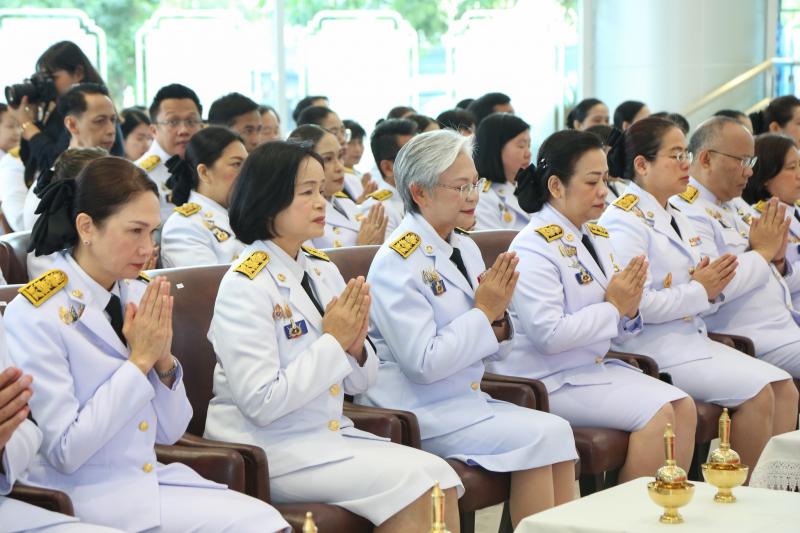 ปลัด พม. เป็นประธา�