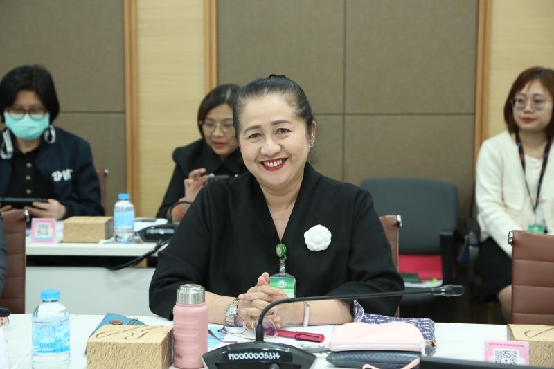 ปลัด พม. เป็นประธา�