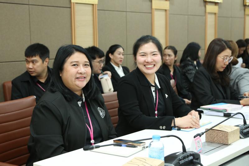 ปลัด พม. เป็นประธา�