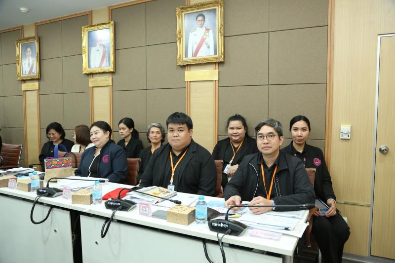ปลัด พม. เป็นประธา�