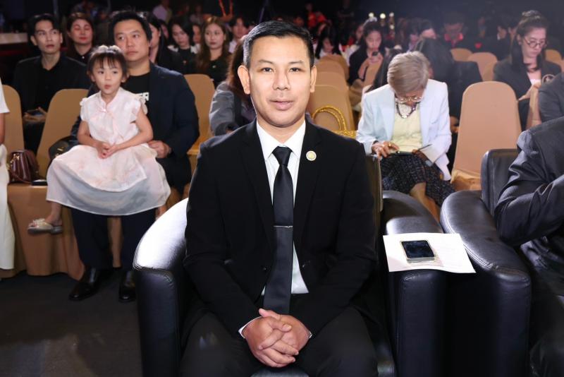 นางเตือนใจ คงสมบั�