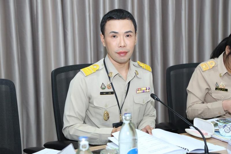 ปลัด พม. เป็นประธา�