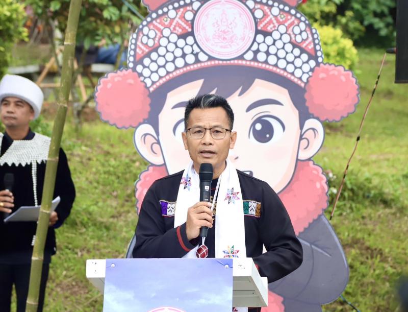 รมว.พม. เป็นประธาน�