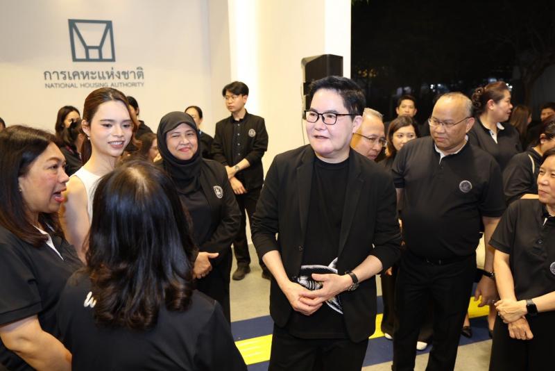 รมว.พม. พร้อมด้วย ป�