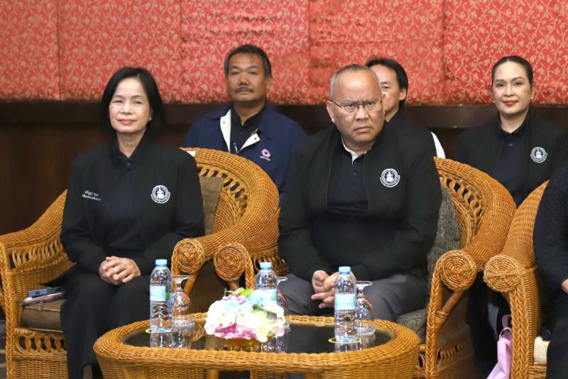 รมว.พม. เป็นประธาน�