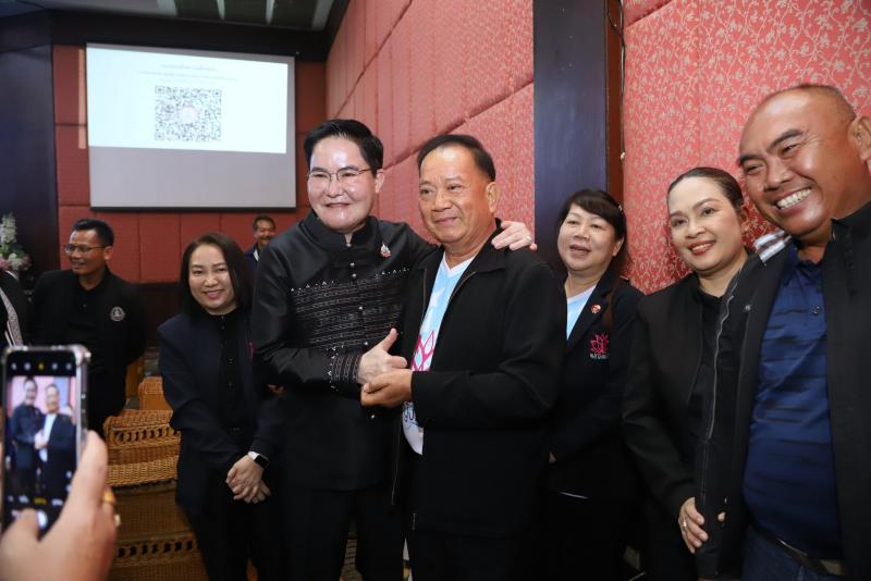 รมว.พม. เป็นประธาน�